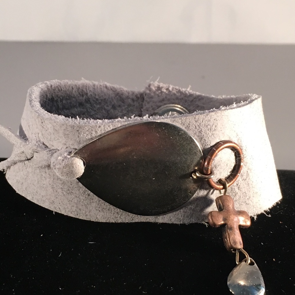 Suede Cuff Bracelet grey